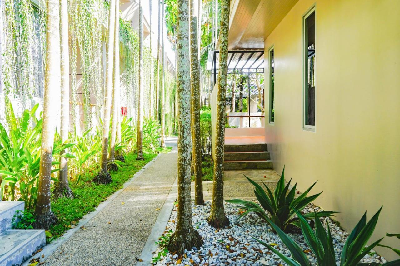 Signature Phuket Resort Чалонг Екстериор снимка