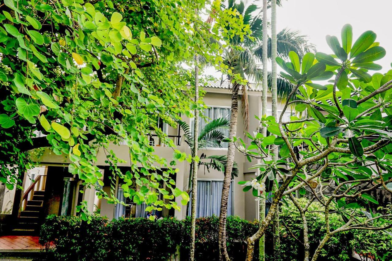 Signature Phuket Resort Чалонг Екстериор снимка